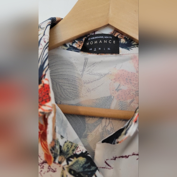 Blouse - Picture 3 of 3